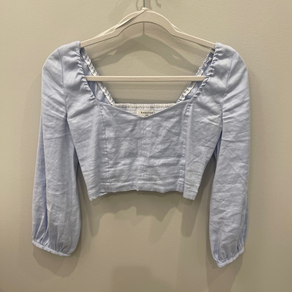 Aritzia - Hadwyn Blouse in xxs - Picture 1 of 5